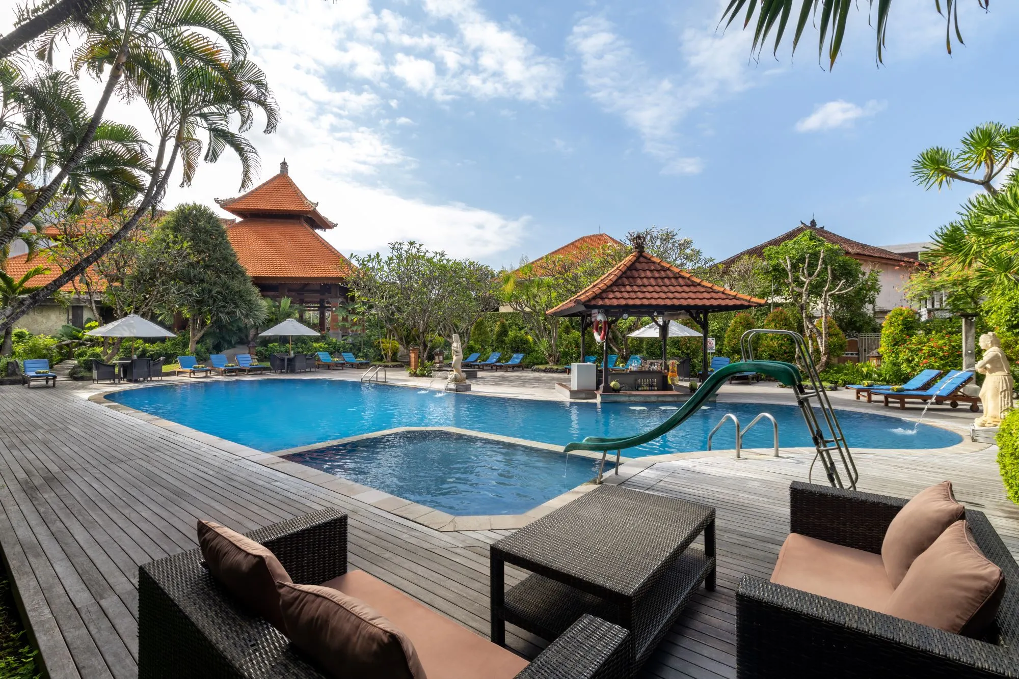 Superior With Pool Access